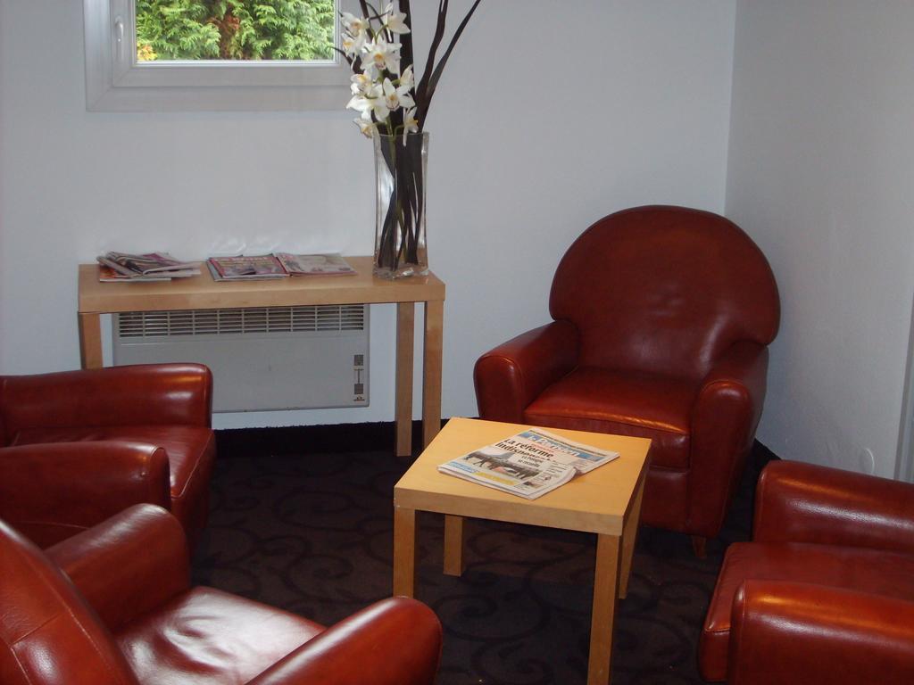 Baillet-en-France Brit Hotel - Montsoult La Croix Verte מראה חיצוני תמונה