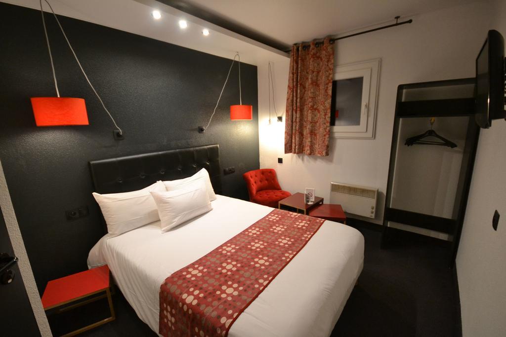 Baillet-en-France Brit Hotel - Montsoult La Croix Verte מראה חיצוני תמונה