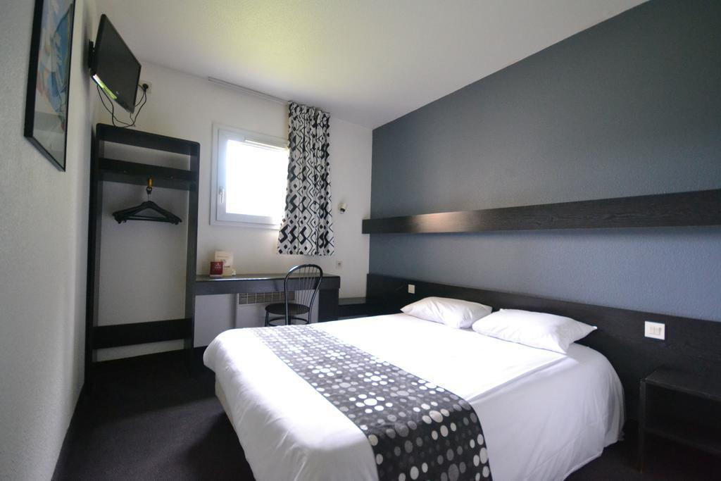 Baillet-en-France Brit Hotel - Montsoult La Croix Verte מראה חיצוני תמונה